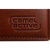 Tłoczone logo Camel Active na naturalnej skórze Tłoczone logo Camel Active na naturalnej skórze